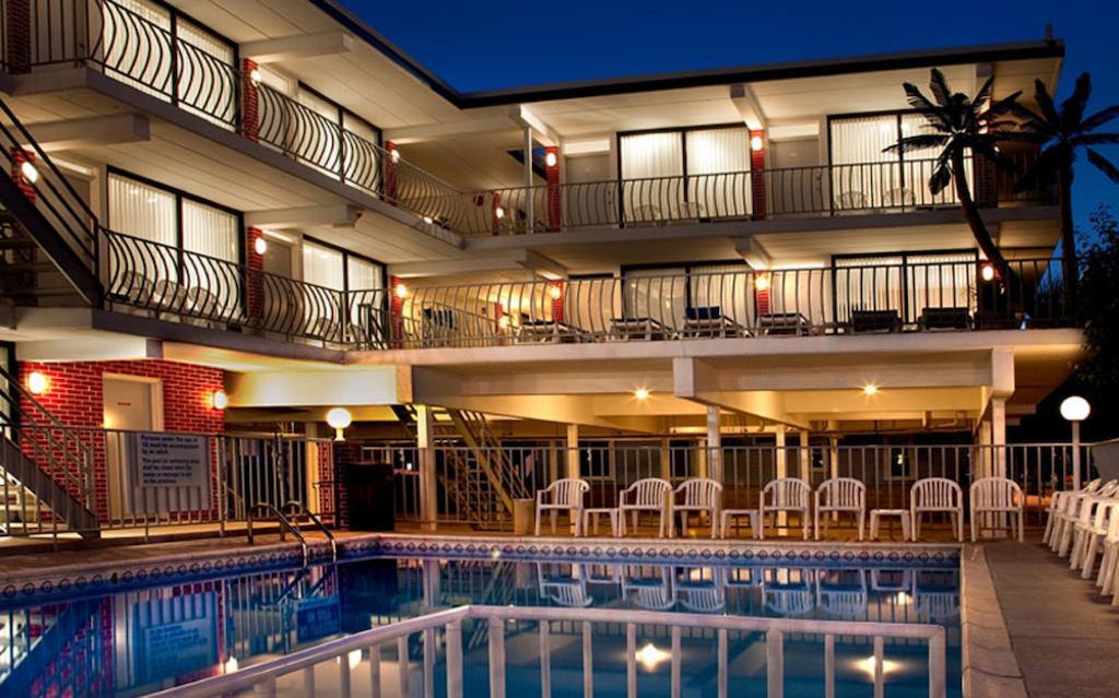 Heart Of Wildwood Boardwalk Motel Bagian luar foto