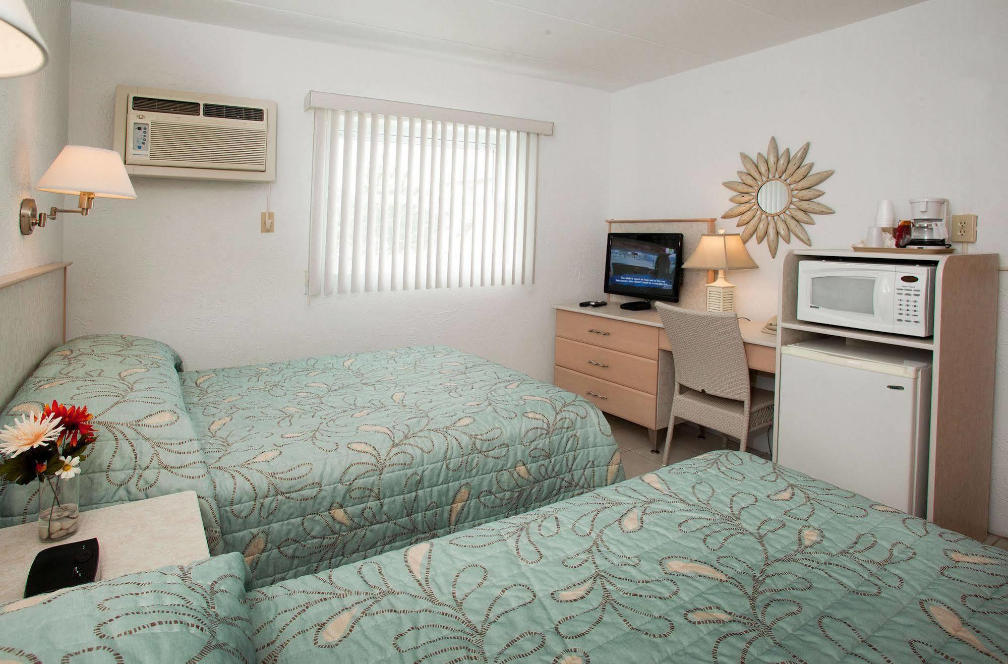 Heart Of Wildwood Boardwalk Motel Bagian luar foto